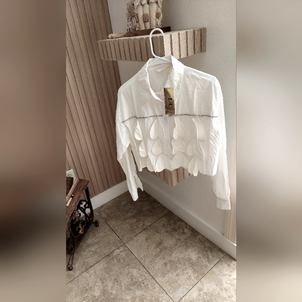 White Ruffled Long Sleeve Blouse
